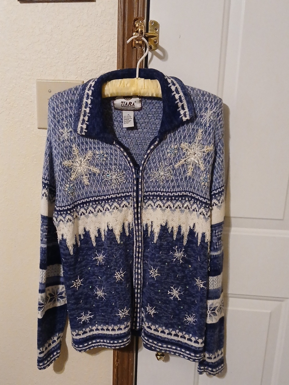 Tiara Blue and White Snowflake Zip-Up Cardigan
